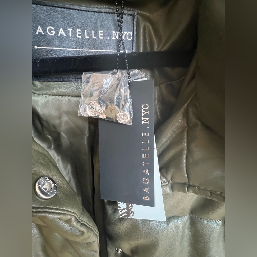 🔥NWT - Bagatelle NYC Vegan Puffer Jacket Size M - Picture 8 of 12